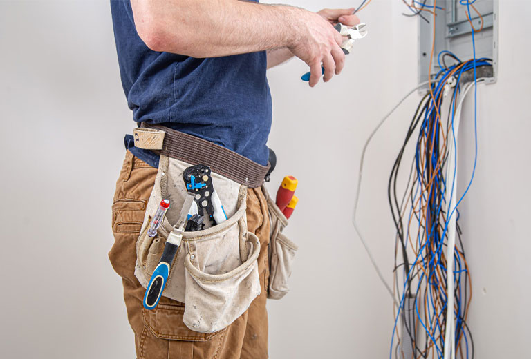 Top HDB Electrical Services for Safe and Efficient Wiring